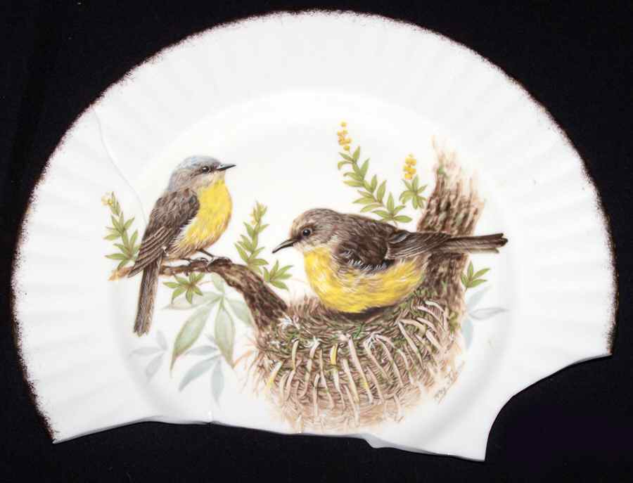 RVA68 Dinner Plate by Royal Vale-1