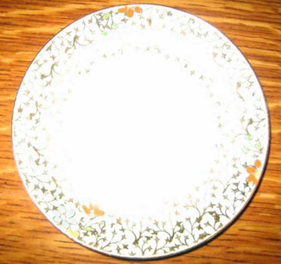 5642 Saucer by Royal Winton-1
