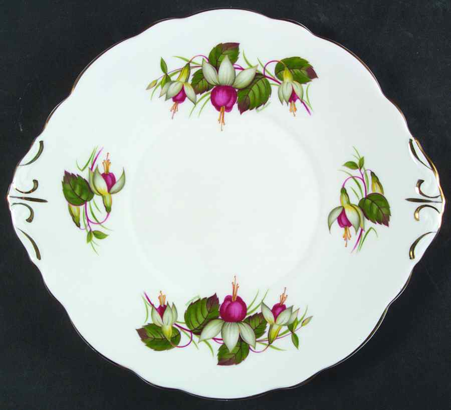 RE33 Handled Cake Plate by Regency-1