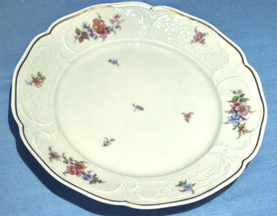 R1843 Dinner Plate by Rosenthal - Continental-1