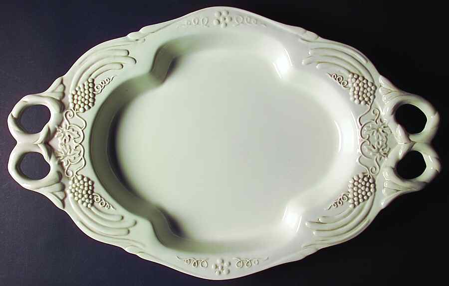 Vineyard Collection 22" Oval Serving Platter by Roscher & Co-1