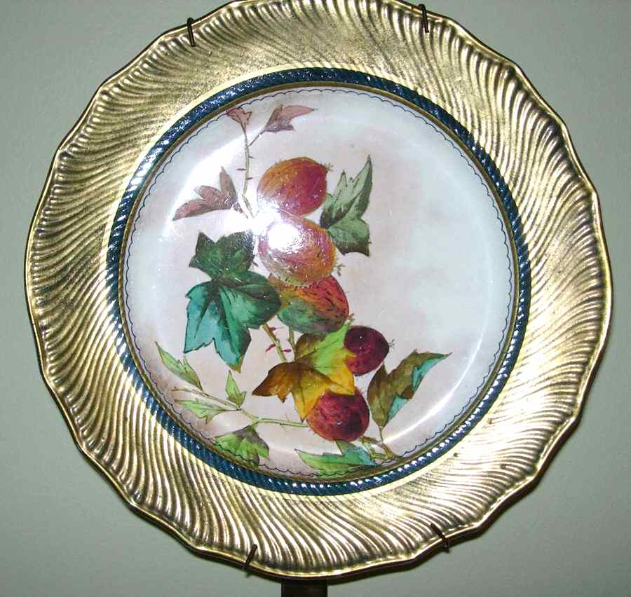 394 Dessert/Pie Plate by Royal Doulton-1