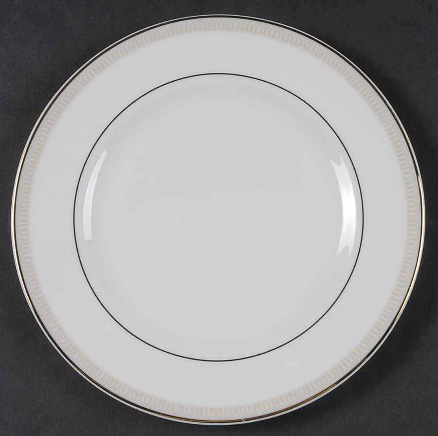 Chiffon Bread & Butter Plate by Royal Doulton-1