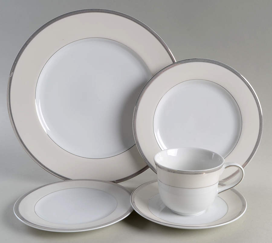 Mezzanine 5 Piece Place Setting by Royal Doulton-1
