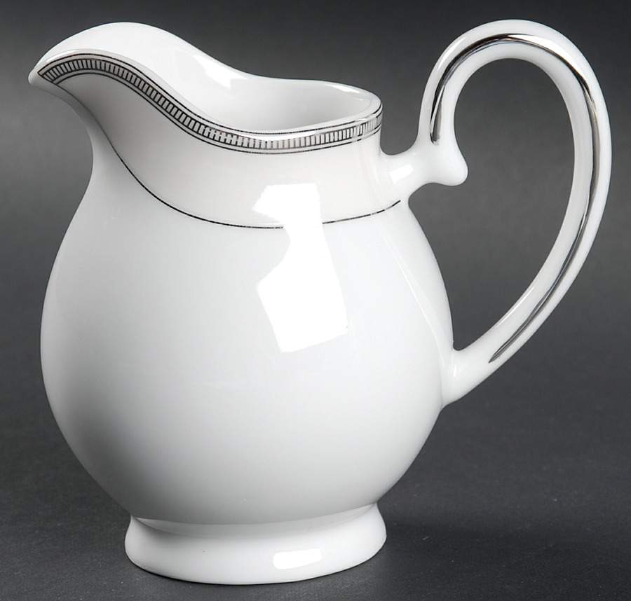 Mezzanine Creamer by Royal Doulton-1
