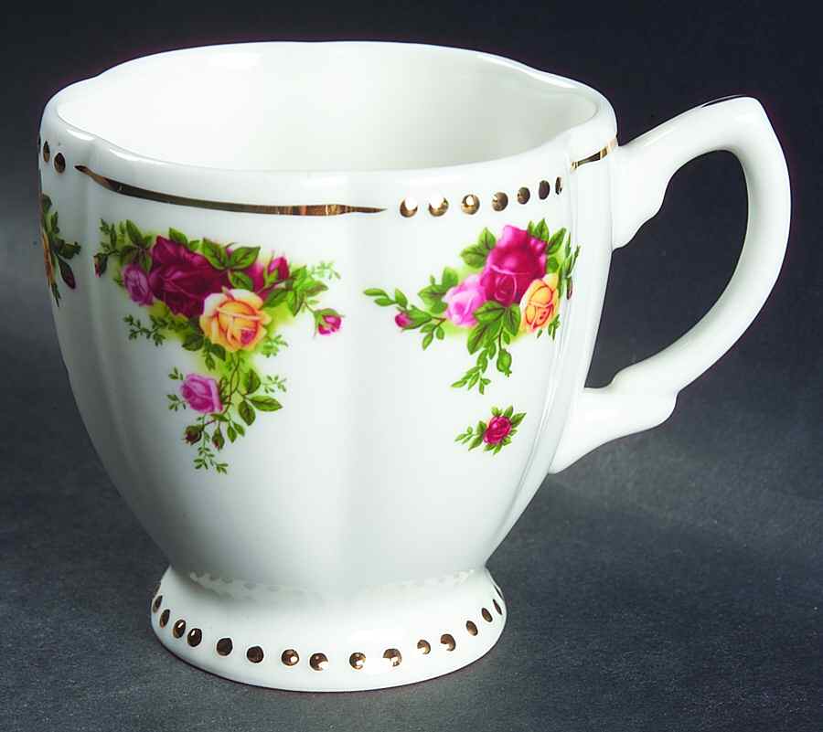 Old Country Roses (Golden Pearl) Mug by Royal Albert-1
