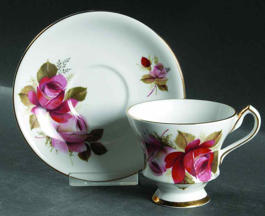 X2441-89 Footed Cup & Saucer Set by Royal Windsor-1