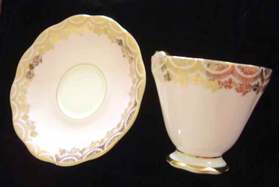 Coronet Footed Cup & Saucer Set by Royal Standard-1