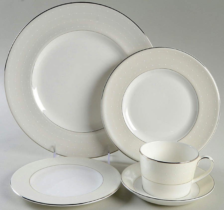 Etoile Platinum 5 Piece Place Setting by Royal Doulton-1