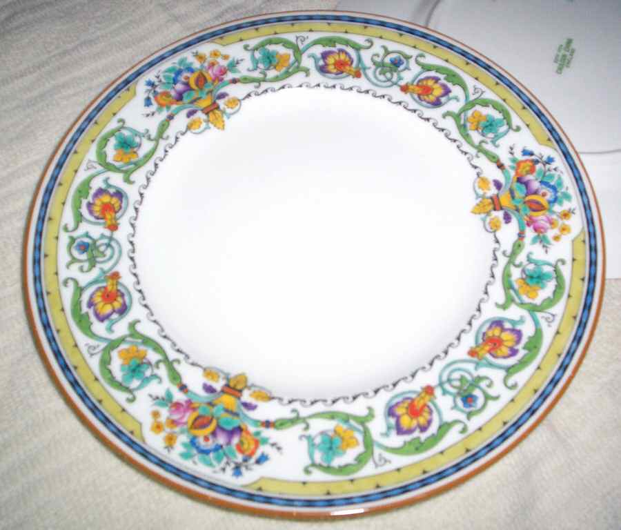 V6964 Salad Plate by Royal Cauldon-1