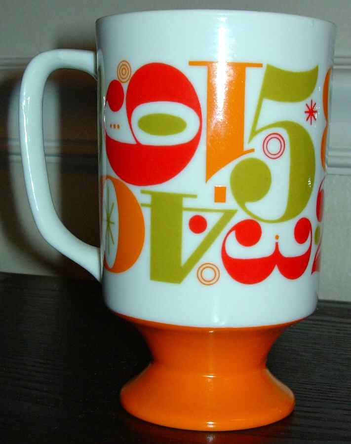 Roulette Pedestal Mug by Royal Crown (Japan)-1