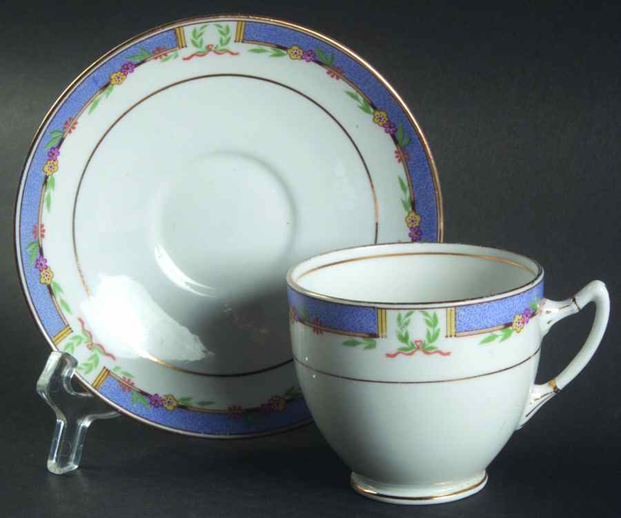 Orient (Smooth) Footed Cup & Saucer Set by Royal Albert-1