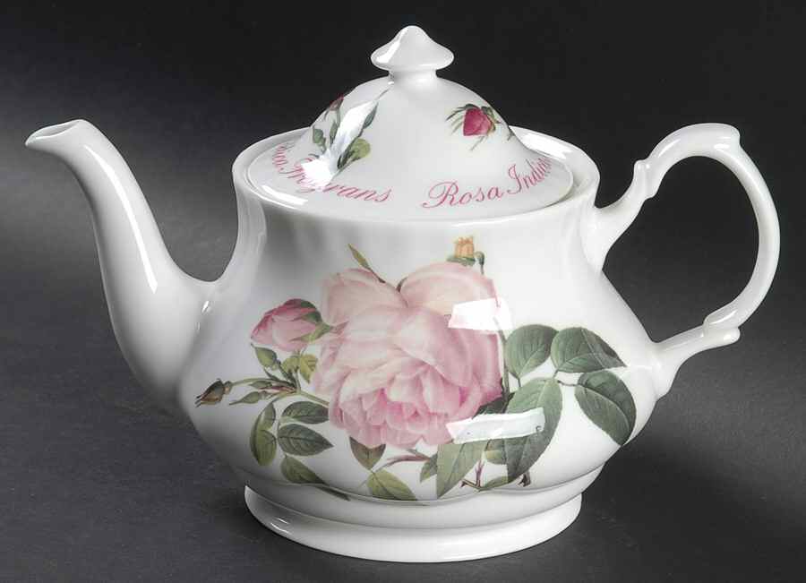 Versailles Teapot & Lid by Roy Kirkham-1