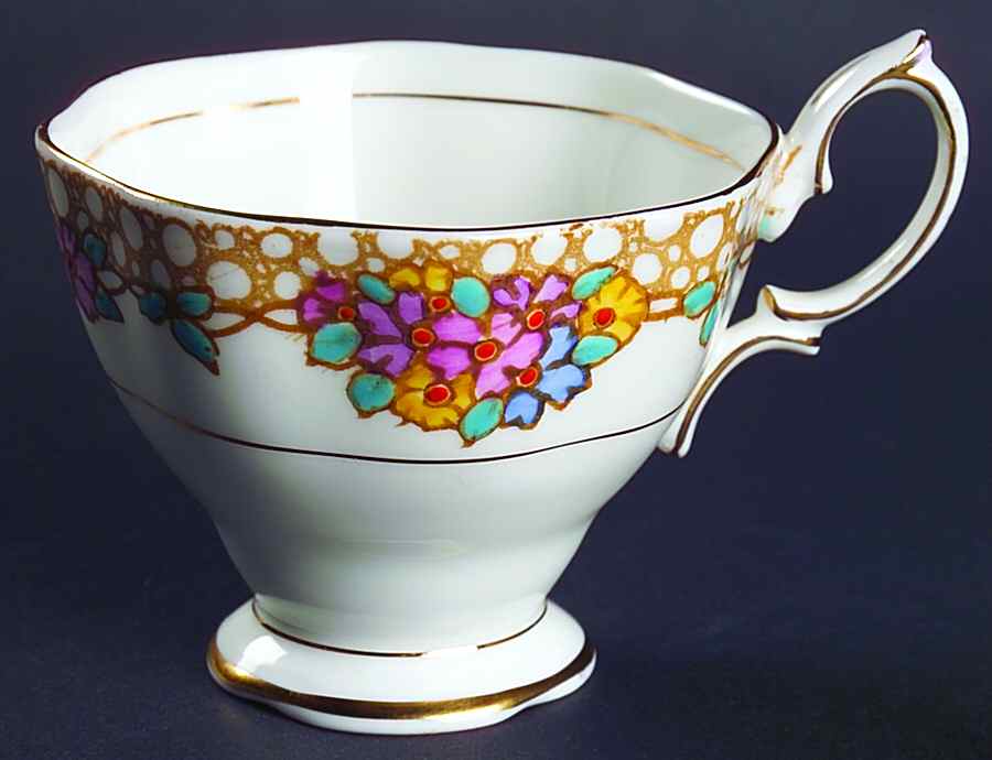 2534 Footed Cup by Royal Albert-1