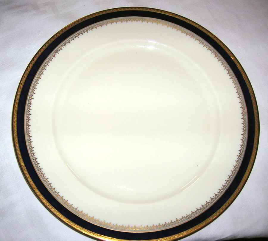 R1868 Dinner Plate by Rosenthal - Continental-1