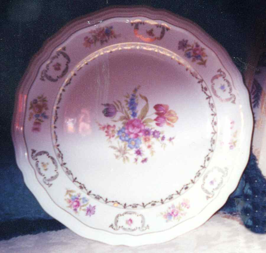 RHI3 Dinner Plate by Rheinkrone-1