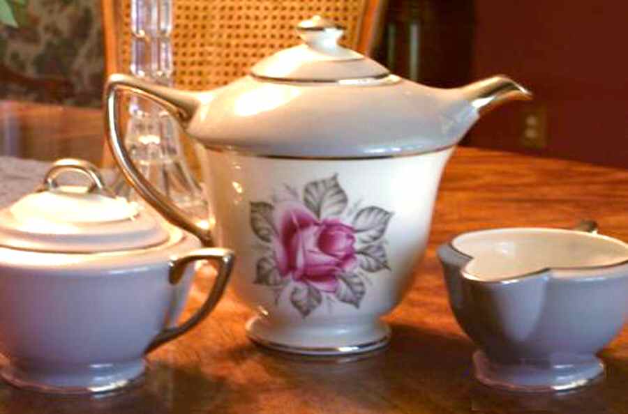 Countess Carmen (Gray Border) Creamer by Royal Jackson-1