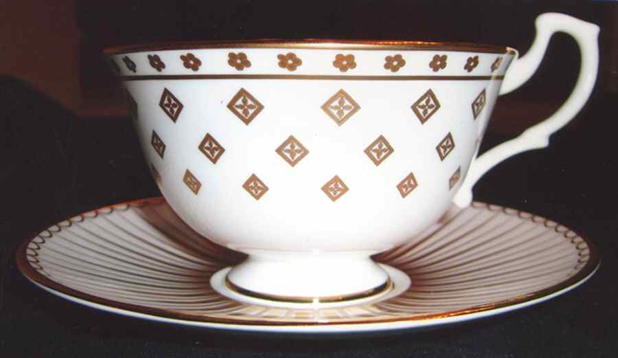 Buckingham Palace Footed Cup & Saucer Set by Royal Collection-England-1
