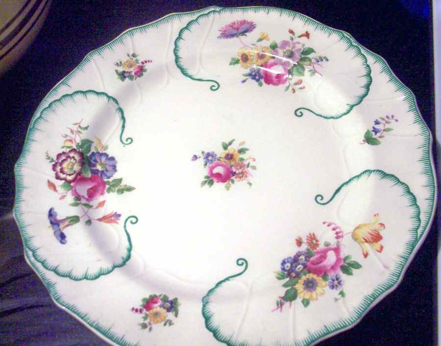 V7204 Dinner Plate by Royal Cauldon-1