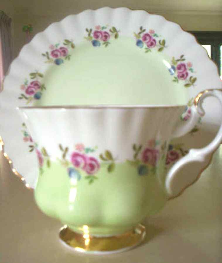 ROA218 Footed Cup & Saucer Set by Royal Albert-1