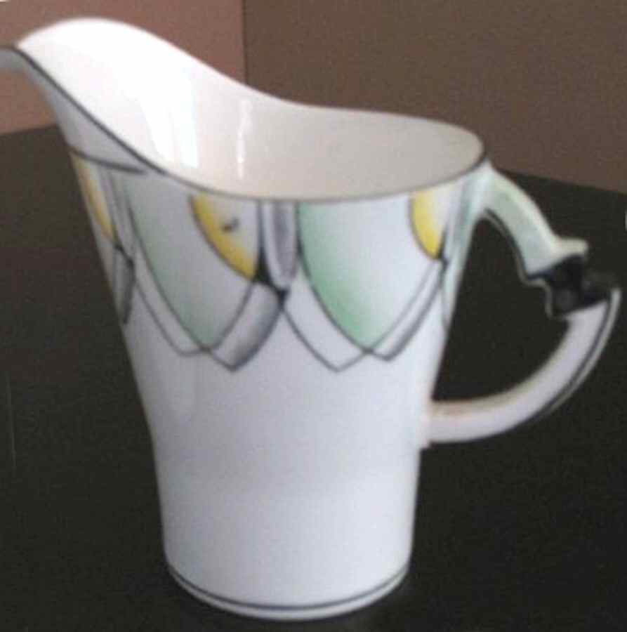 9152 Creamer by Royal Albert-1
