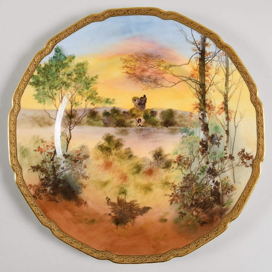 H1458 Dinner Plate by Royal Doulton-1