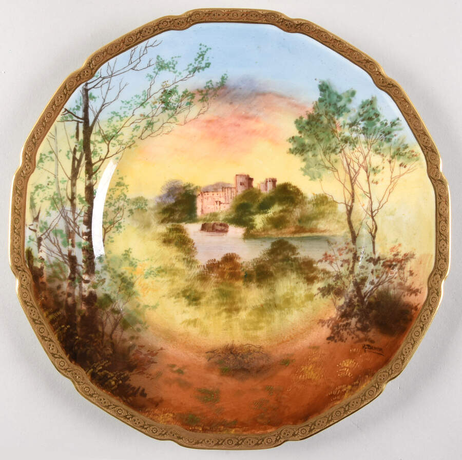 H1458 Dinner Plate by Royal Doulton-1
