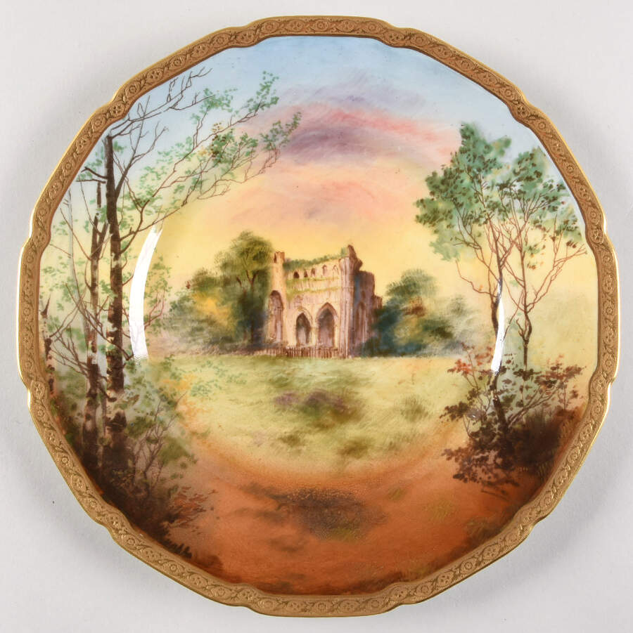 H1458 Dinner Plate by Royal Doulton-1