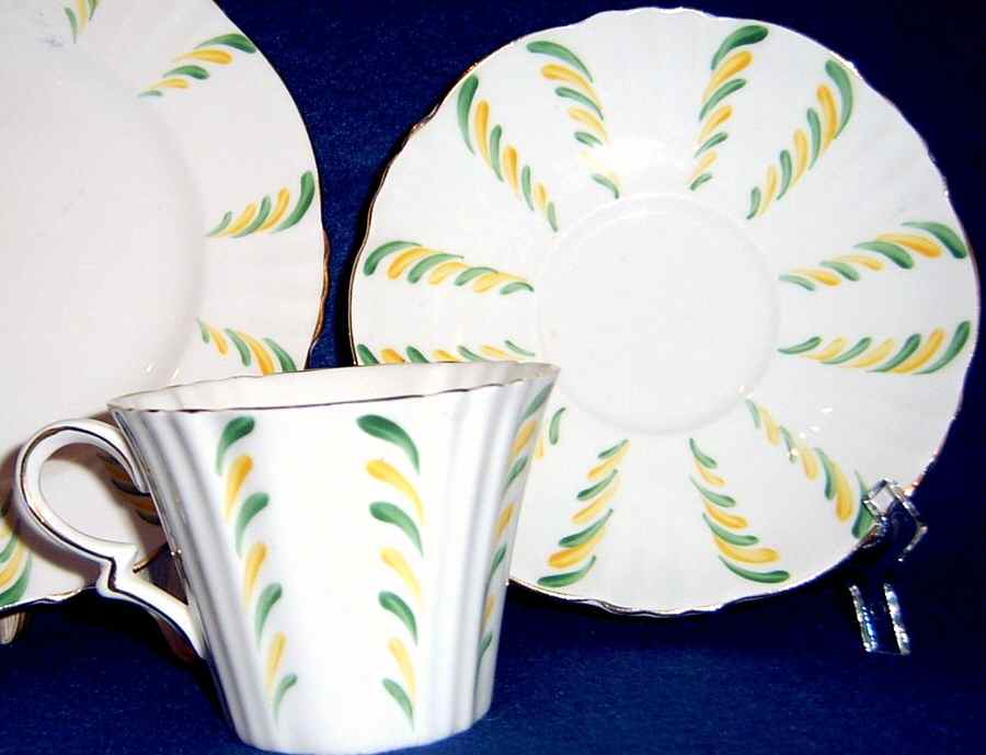 1053 Flat Cup & Saucer Set by Royal Standard-1