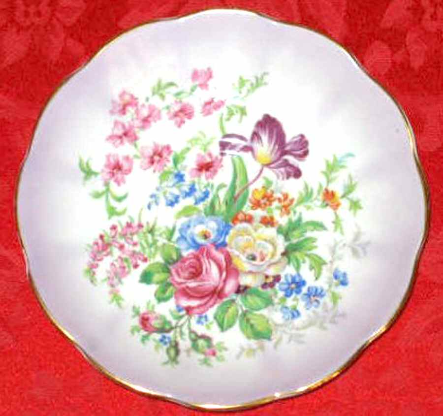 ROA219 Saucer by Royal Albert-1