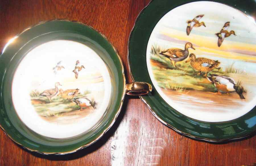 RE39 Footed Cup by Regency-1