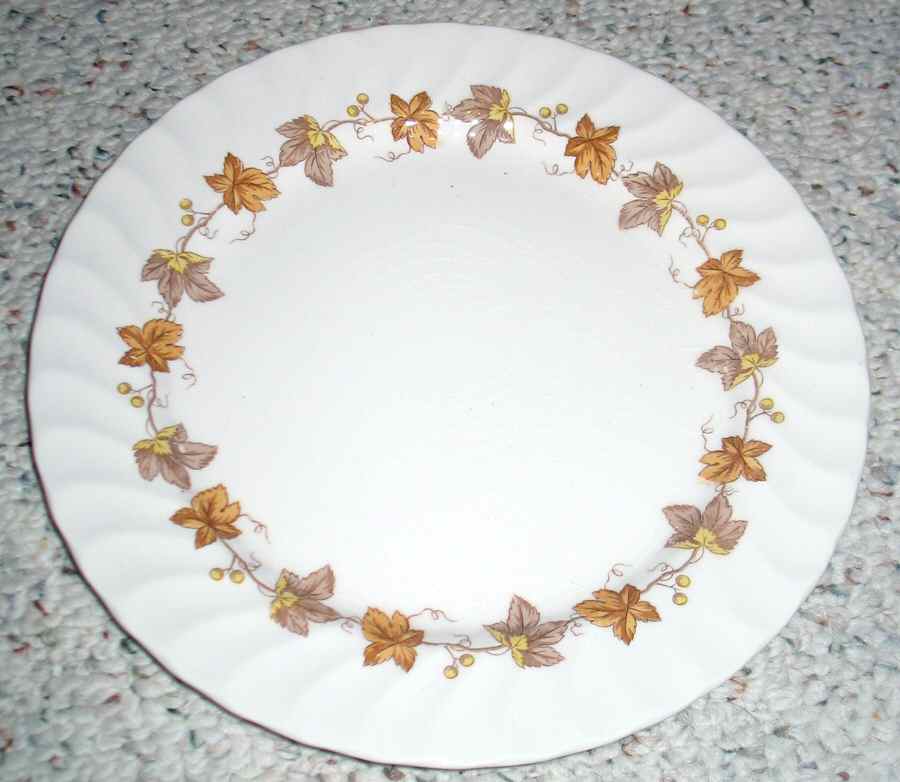 Maplewood Dinner Plate by Royal M-Mita-1