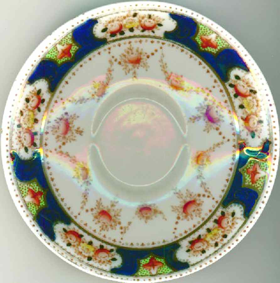 ROA222 Saucer by Royal Albert-1