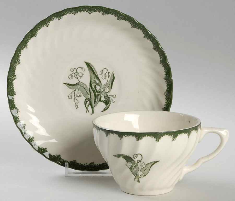 RYL279 Flat Cup & Saucer Set by Royal (USA)-1