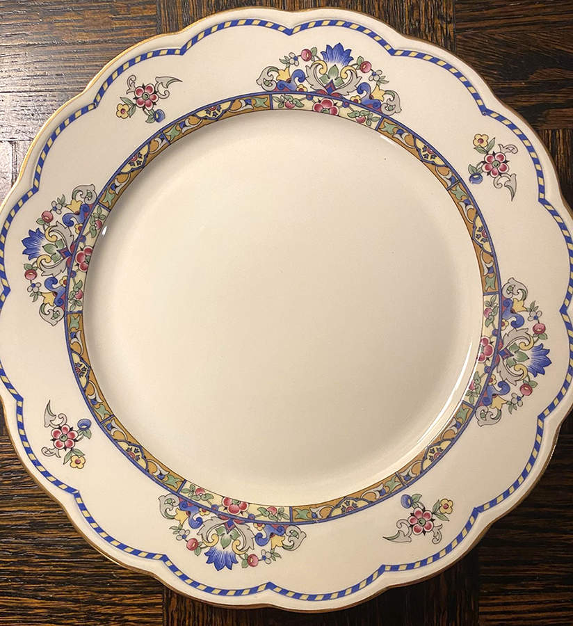 ROT266 (Scalloped) Luncheon Plate by Royal Tettau-1