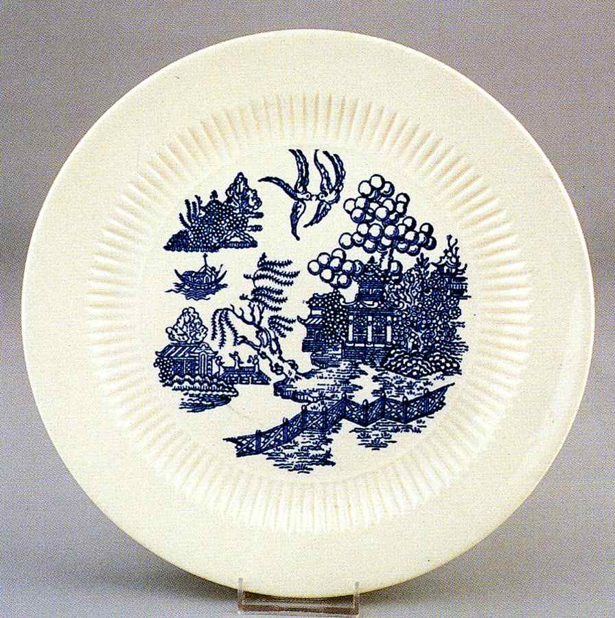 RYL281 Luncheon Plate by Royal (USA)-1