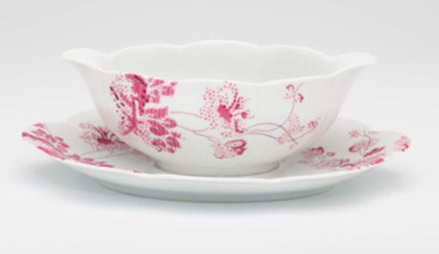 Heure du The Gravy Boat with Attached Underplate by Royal Limoges-1