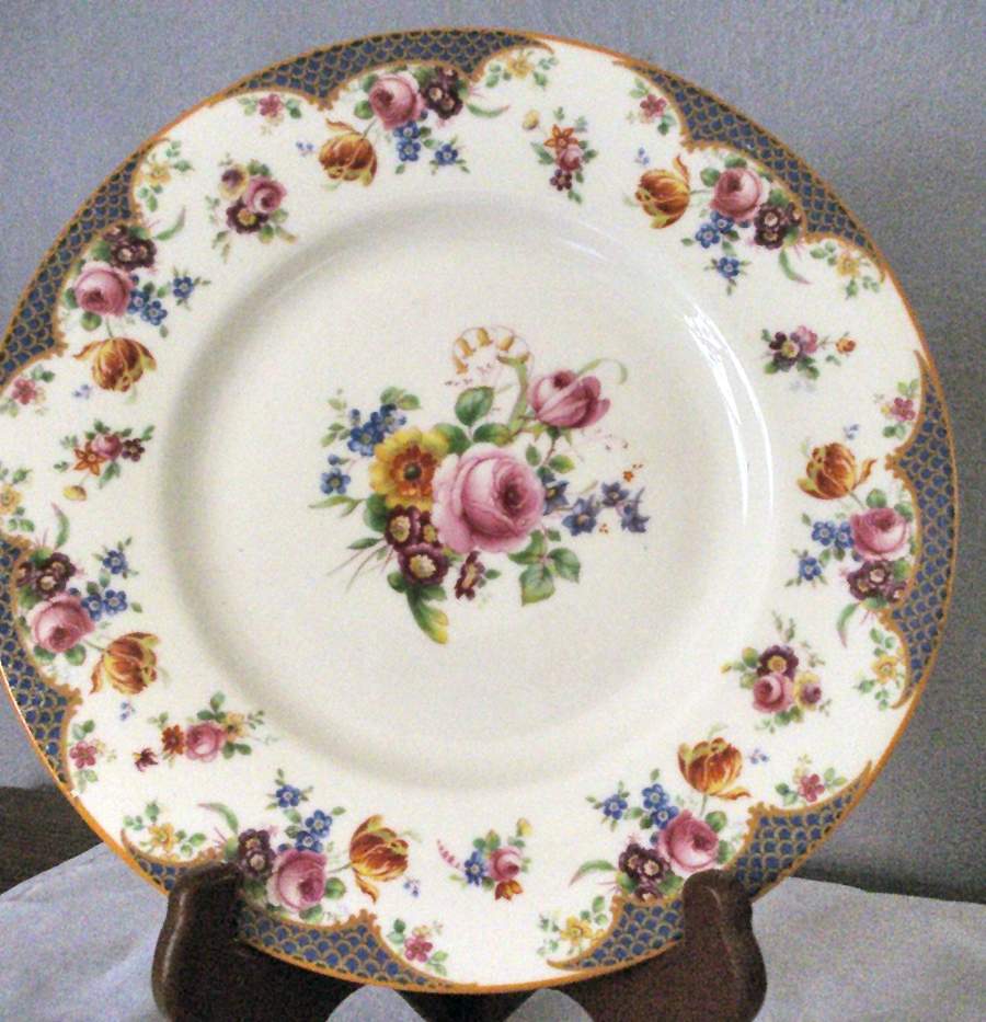 RD98 Salad Plate by Royal Doulton-1