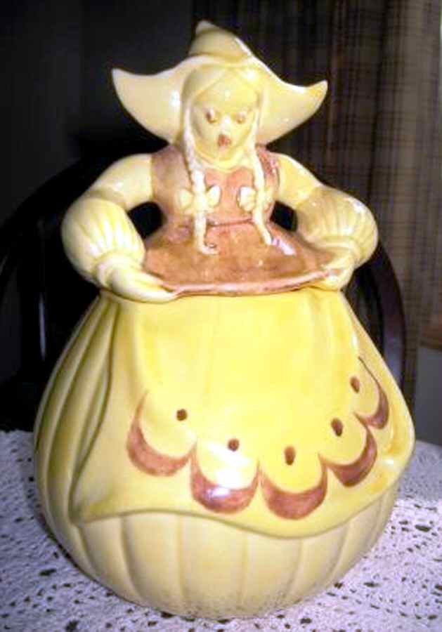 Katrina Cookie Jar & Lid by Red Wing-1