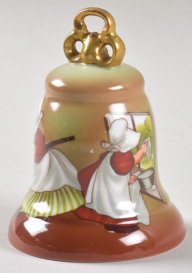 Sunbonnet Babies Bell by Royal Bayreuth-1