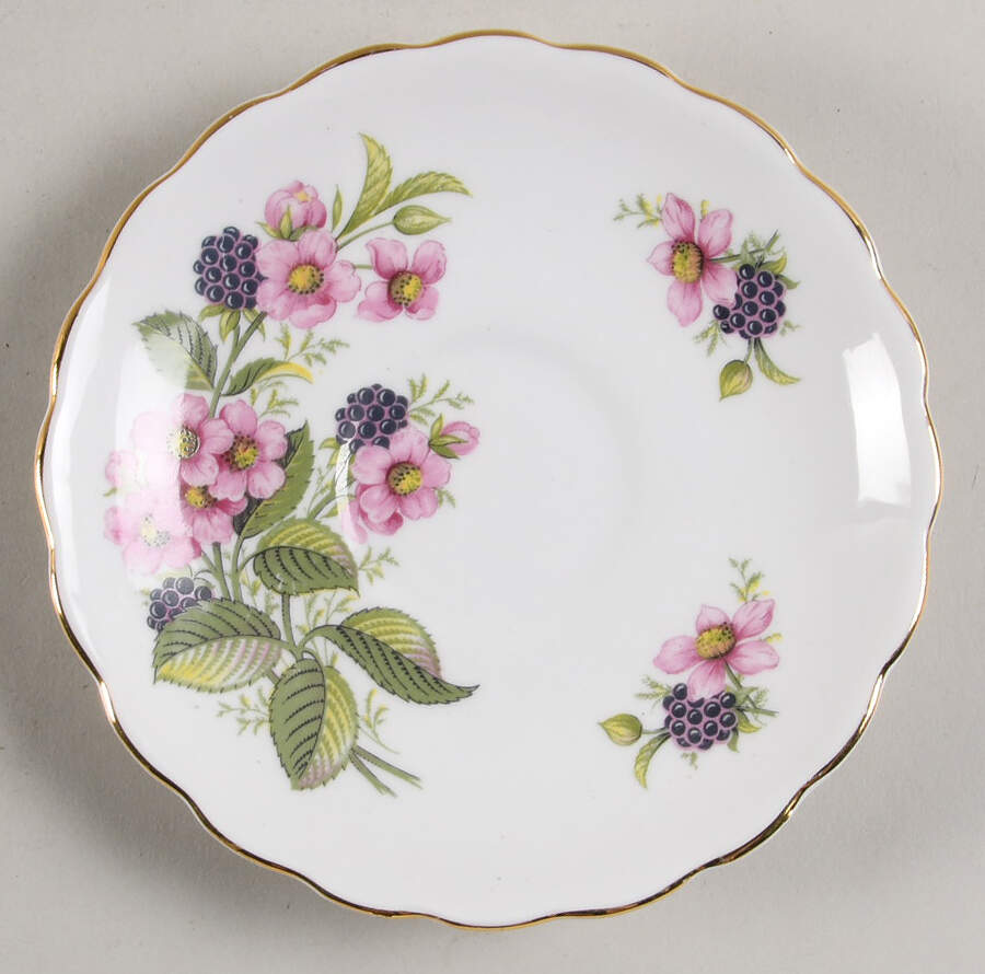 RVA72 Saucer by Royal Vale-1