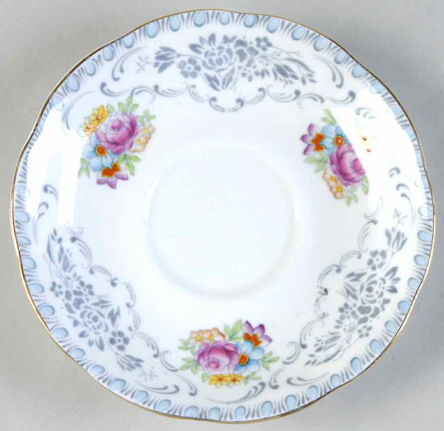 Damask Saucer by Royal Albert-1