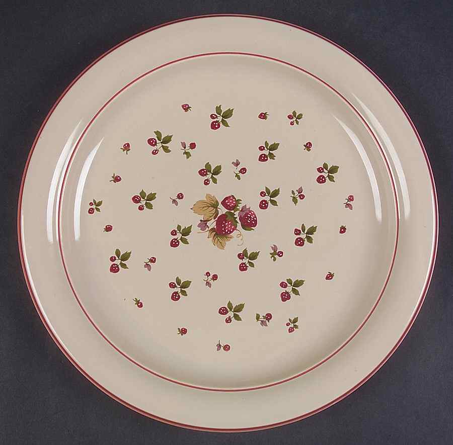 It's the Berries Dinner Plate by Ranmaru-1