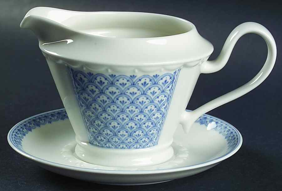 Anna Pavona Gravy Boat & Underplate by Rosenthal - Continental-1