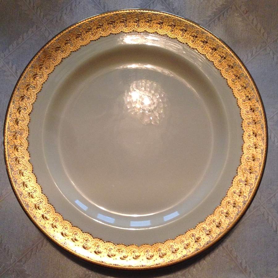 C8531 Dinner Plate by Royal Doulton-1