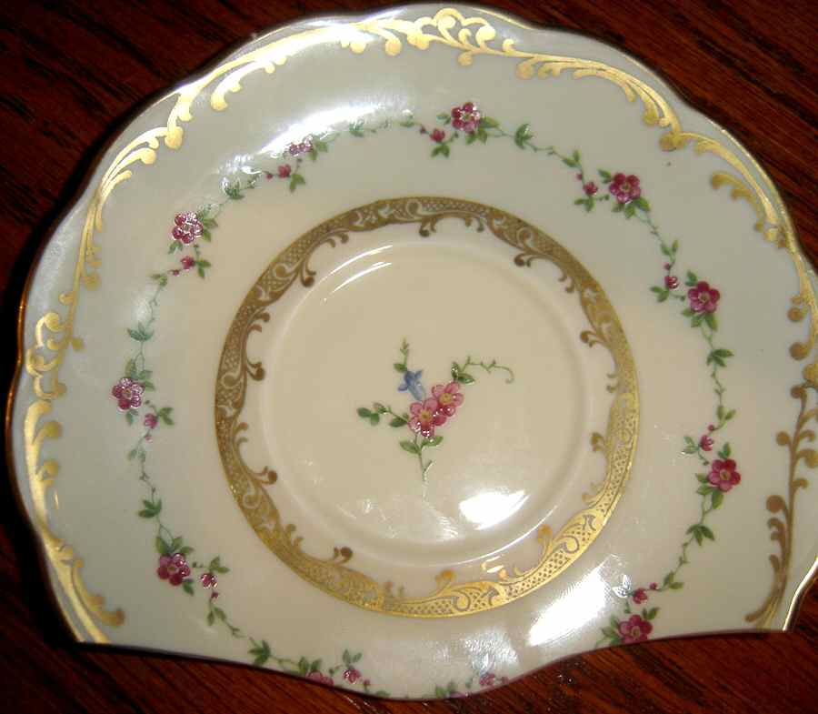 A274 Saucer by Royal Tettau-1