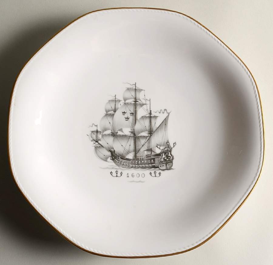 622 11" Chop Plate (Round Platter) by Rorstrand-1