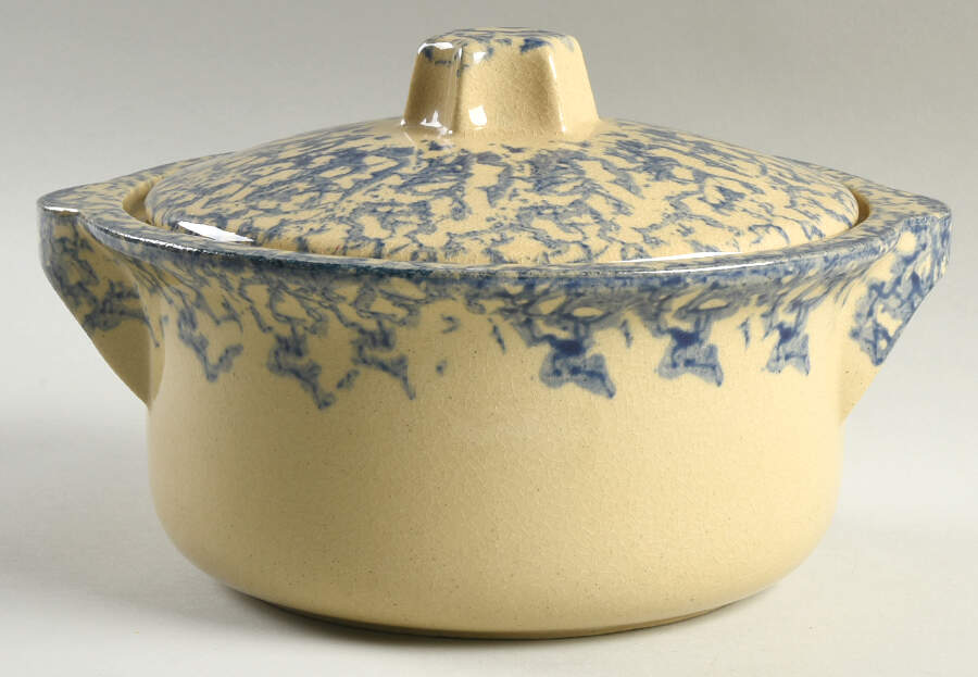 Wheat 1.5 Qt Round Covered Casserole by Robinson - Ransbottom-1