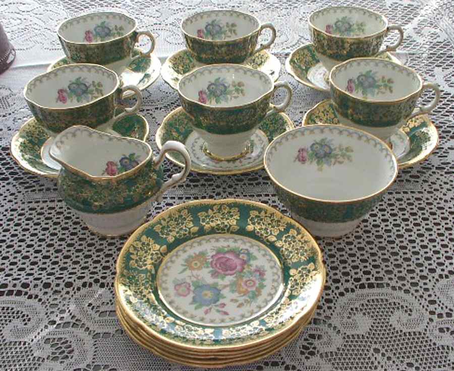 406 Dessert/Pie Plate by Royal Tara-1