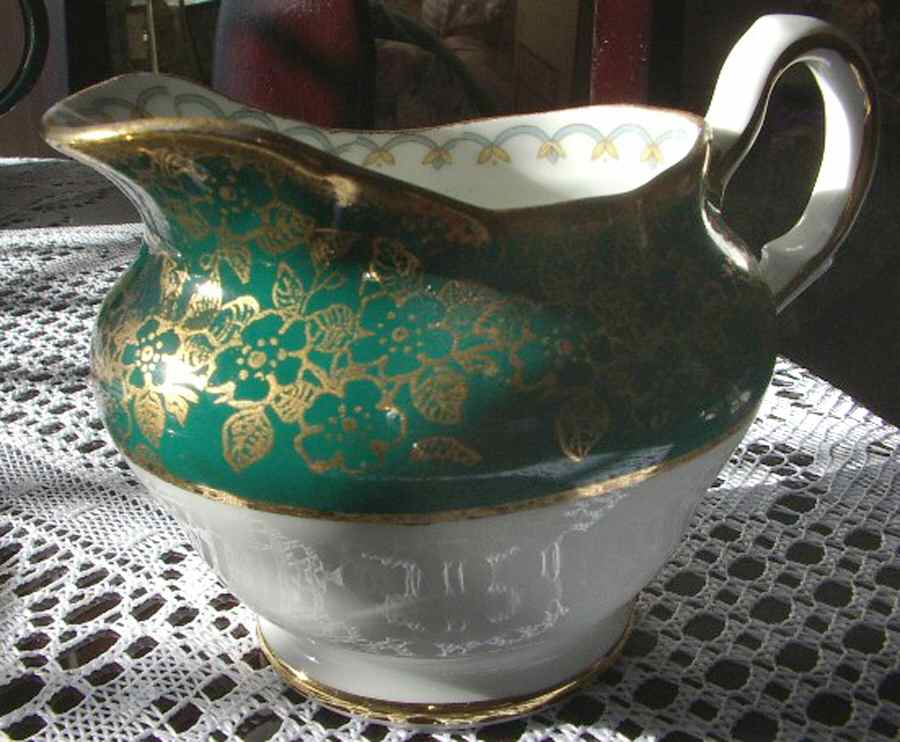 406 Creamer by Royal Tara-1